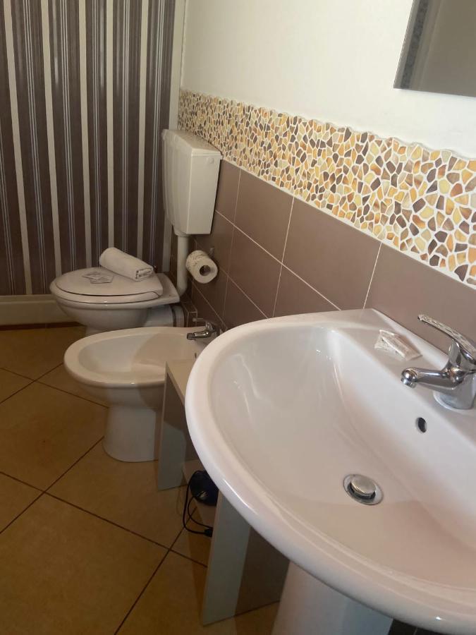 Mandanici :Borgo Marsalini Hotel บาร์เชลโลนา-ปอซโซ ดี กอตโต ภายนอก รูปภาพ