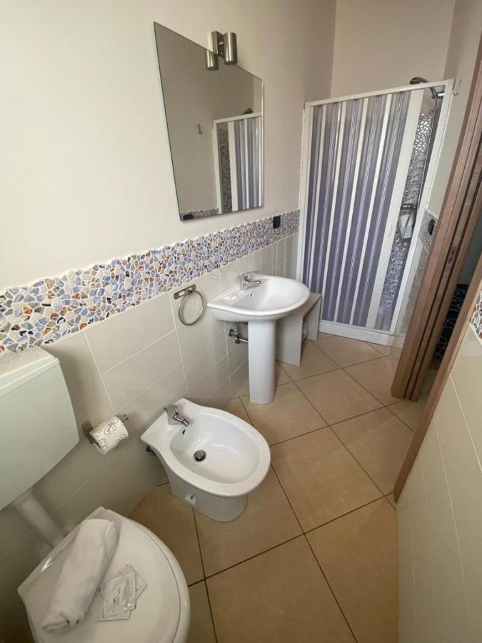 Mandanici :Borgo Marsalini Hotel บาร์เชลโลนา-ปอซโซ ดี กอตโต ภายนอก รูปภาพ